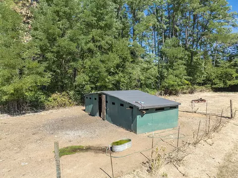 6446 Holland Loop Rd, Cave Junction, OR 97523 photo 30