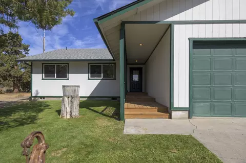 1441 NW 101st St, Redmond, OR 97756