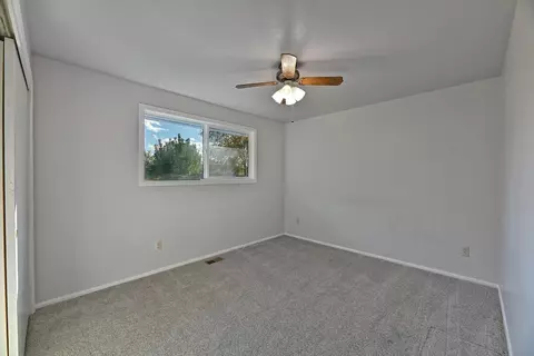 1221 Adele Dr, Grants Pass, OR 97526 photo 16