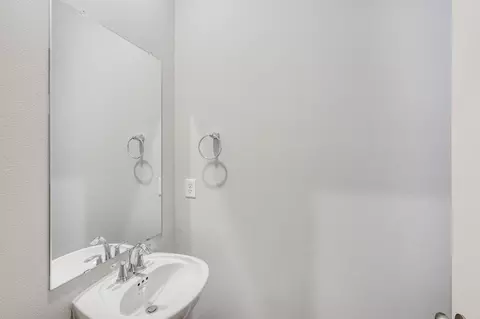 63216 Peale St, Bend, OR 97701 photo 6