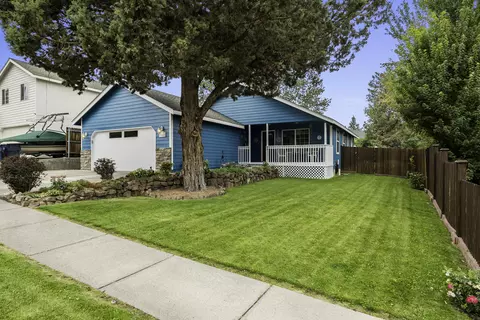 3043 NE Stonebrook Dr, Bend, OR 97701