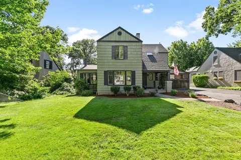 34 Glen Oak Ct, Medford, OR 97504
