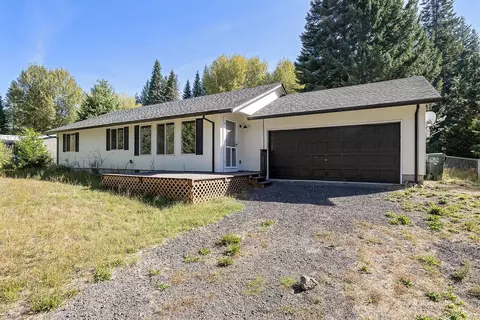 217 Mill Creek Dr, Prospect, OR 97536