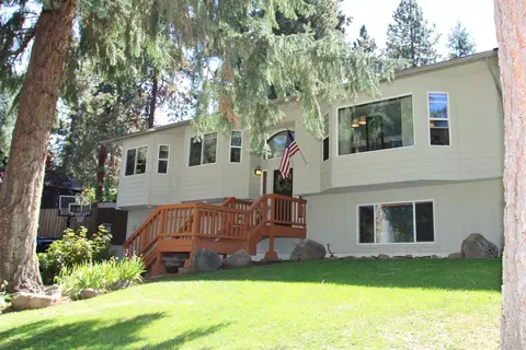 740 Ponderosa Dr, Klamath Falls, OR 97601