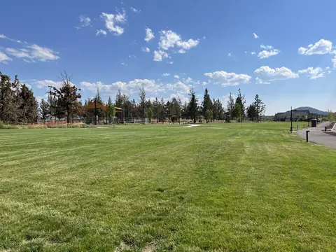 3862 NE Petrosa Ave, Bend, OR 97701 photo 30