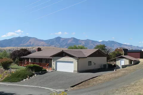 435 Highland Dr, Mount Vernon, OR 97865