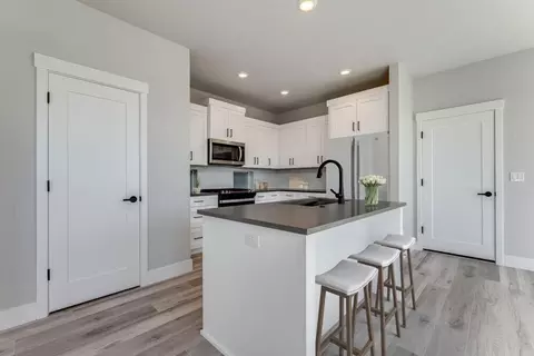 Kitchen - 3870 NE Petrosa Ave, Bend, OR 97701 photo 1 of 1