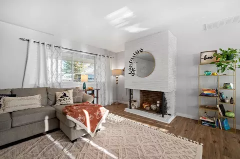 10664 Wright Ave, Klamath Falls, OR 97603 photo 6