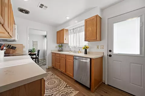 10664 Wright Ave, Klamath Falls, OR 97603 photo 11