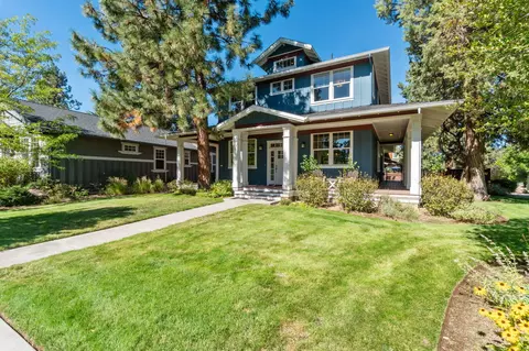 2468 NW Sacagawea Ln, Bend, OR 97703