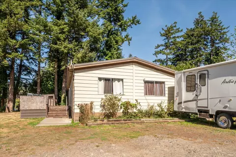 91511 Spaw Ln, Coos Bay, OR 97420