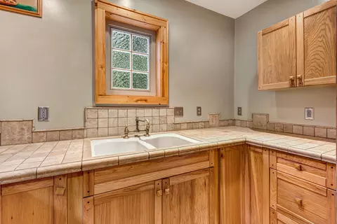61580 River Rd, Bend, OR 97703 photo 7