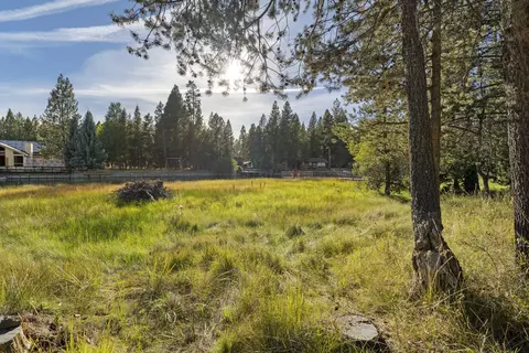 17241 Merganser Dr, Bend, OR 97707 photo 3