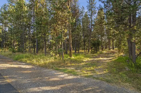 17241 Merganser Dr, Bend, OR 97707 photo 8