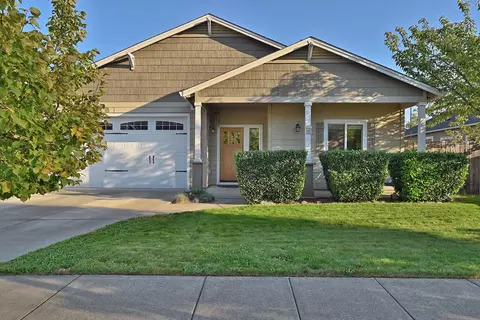 3625 Hilsinger Rd, Phoenix, OR 97535