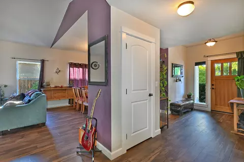 3625 Hilsinger Rd, Phoenix, OR 97535 photo 8