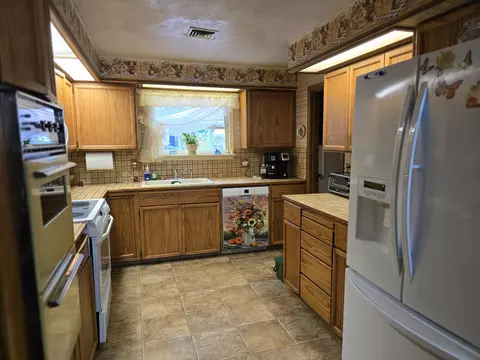 122 Boundary Ave, Cave Junction, OR 97523 photo 10