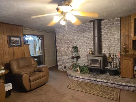 122 Boundary Ave, Cave Junction, OR 97523 photo 7