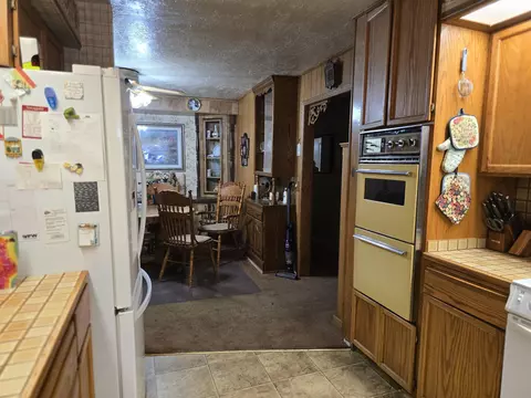 122 Boundary Ave, Cave Junction, OR 97523 photo 11