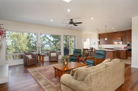 3364 NW Starview Dr, Bend, OR 97703 photo 9