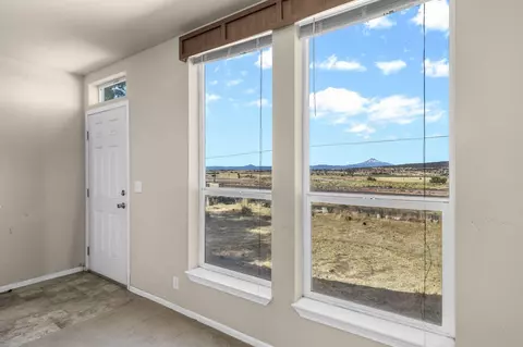 486 Washington Ave, Metolius, OR 97741 photo 4