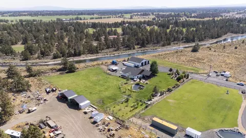 View/Area - 21390 View Ln, Bend, OR 97701 photo 6 of 12