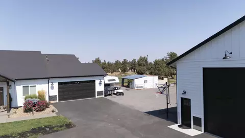 Other - 21390 View Ln, Bend, OR 97701 photo 25 of 28