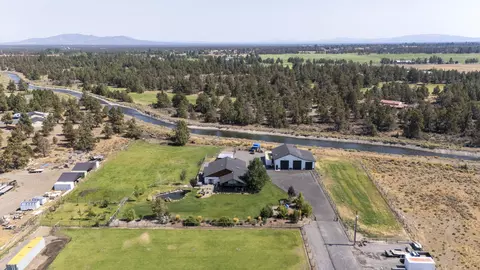 View/Area - 21390 View Ln, Bend, OR 97701 photo 7 of 12