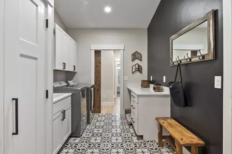 Other - 21390 View Ln, Bend, OR 97701 photo 8 of 28