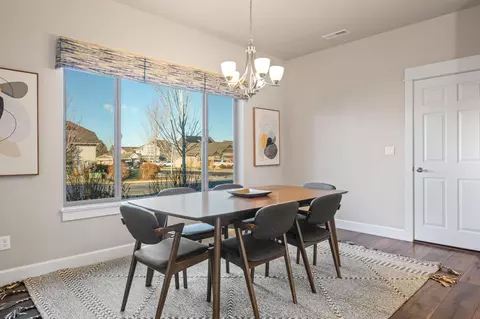62910 Daniel Rd, Bend, OR 97701 photo 4