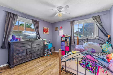 720 N 3rd St, Central Point, OR 97502 photo 13