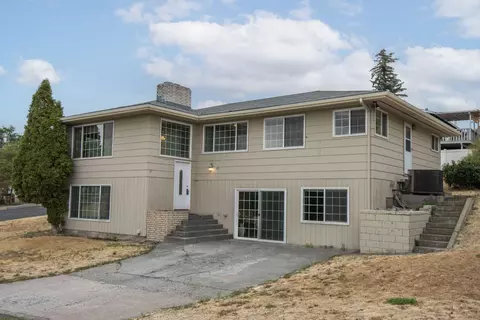 185 SE G St, Madras, OR 97741