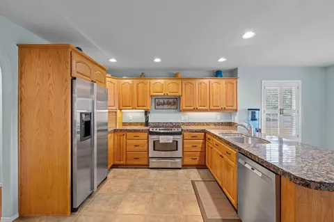 21050 SE Perrigan Dr, Bend, OR 97702 photo 8