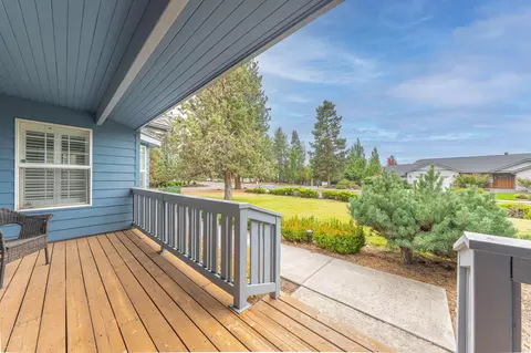 21050 SE Perrigan Dr, Bend, OR 97702 photo 31