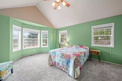 21050 SE Perrigan Dr, Bend, OR 97702 photo 15