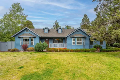 21050 SE Perrigan Dr, Bend, OR 97702