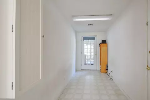 640 Eric Loop, Grants Pass, OR 97526 photo 13