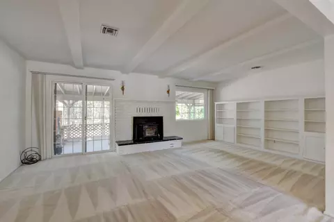 640 Eric Loop, Grants Pass, OR 97526 photo 3