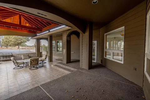 60895 Jennings Rd, Bend, OR 97702 photo 31