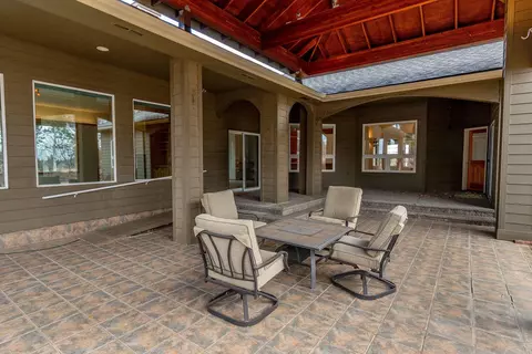 60895 Jennings Rd, Bend, OR 97702 photo 29