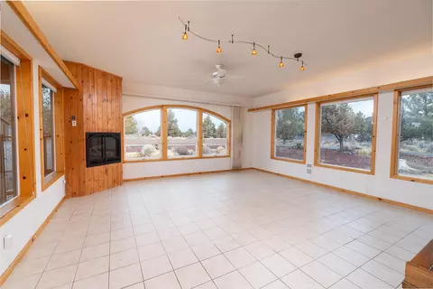 60895 Jennings Rd, Bend, OR 97702 photo 12