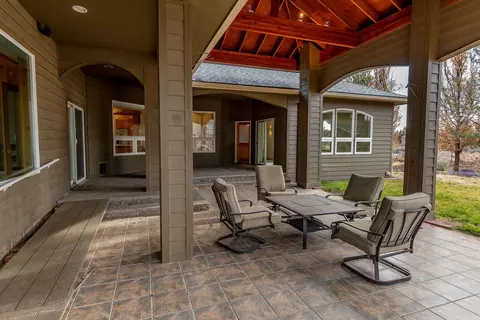 60895 Jennings Rd, Bend, OR 97702 photo 30