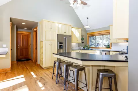 Kitchen - 397 E Tyee Dr, Sisters, OR 97759 photo 5 of 5