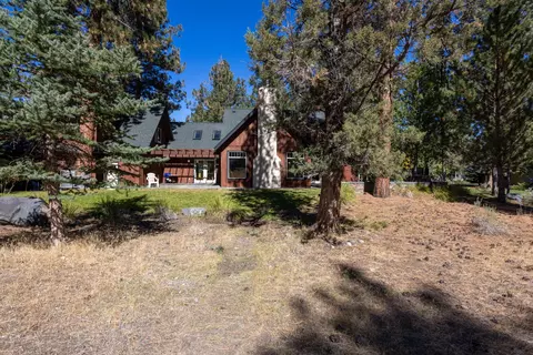 Exterior - 397 E Tyee Dr, Sisters, OR 97759 photo 11 of 14