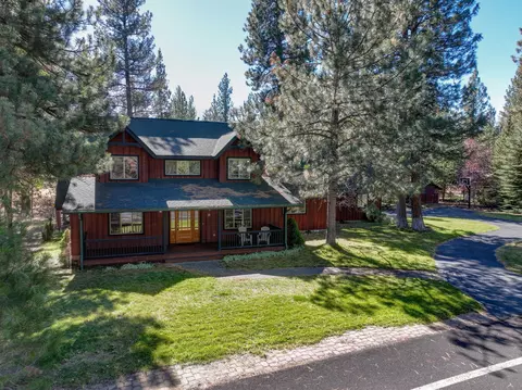 397 E Tyee Dr, Sisters, OR 97759