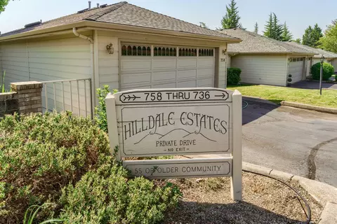 752 Hilldale Ave, Medford, OR 97504