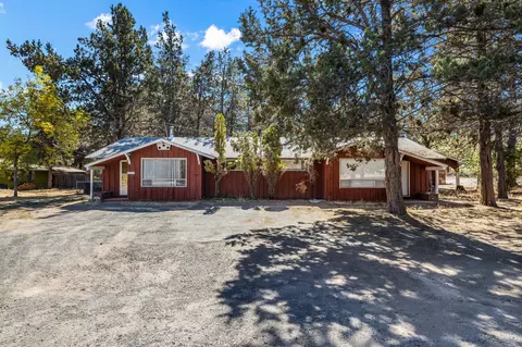 1017 NE Bear Creek Rd, Bend, OR 97701
