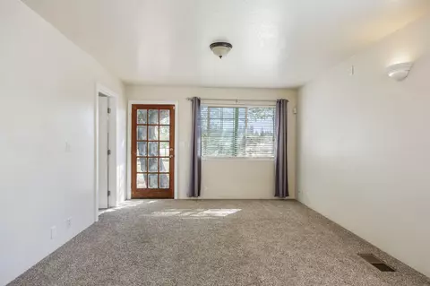 220 Greenleaf Dr, Eagle Point, OR 97524 photo 22