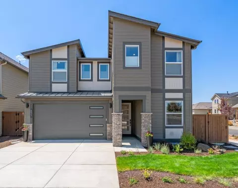 60951 SE Apollo Pl, Bend, OR 97702