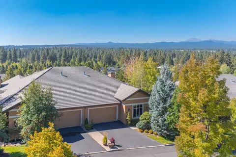 180 NW Phils Loop, Bend, OR 97703 photo 37